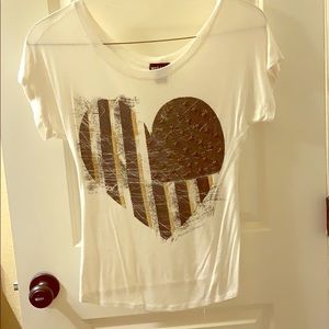 Wet seal graphic tee